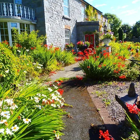 Caheroyn House 4*