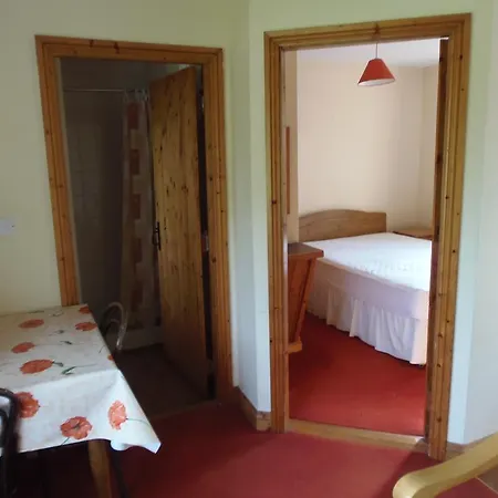 Frühstückspension Caheroyn House 4*